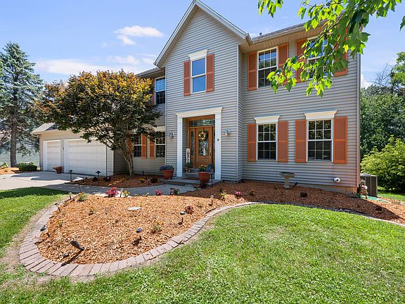 3rd image of 1918 Brierwood Ln