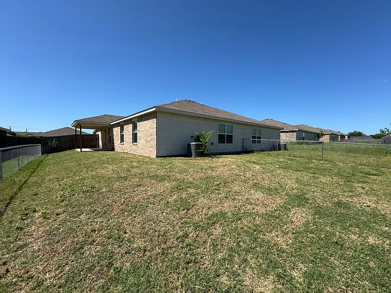3802 John Chisholm Loop — Photo 24