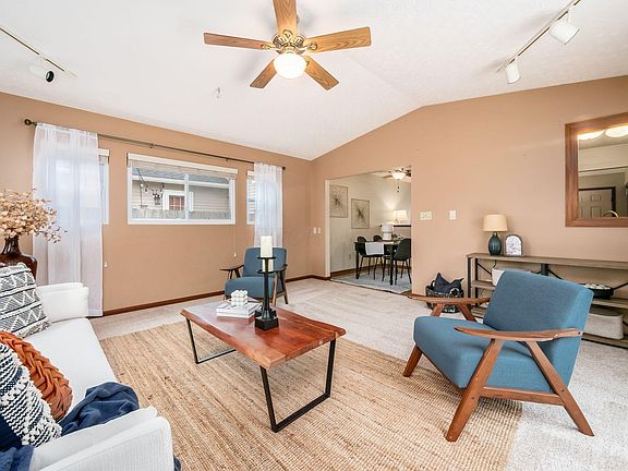 3rd image of 3894 Maidens Larne Dr
