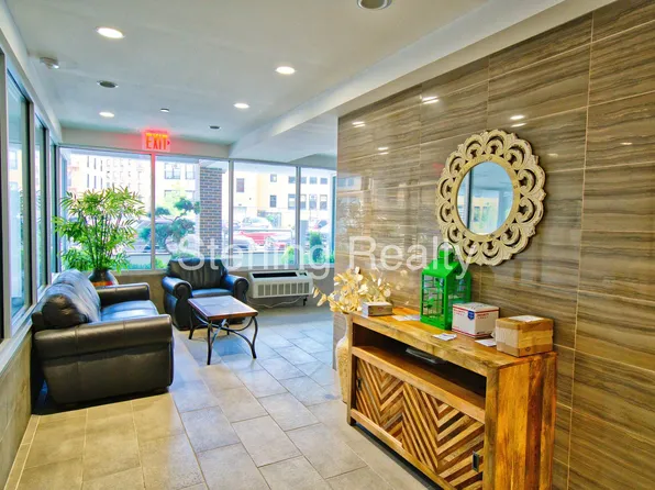 23-15 Astoria Boulevard image 20 of 22