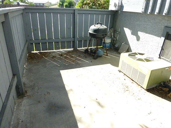 2nd image of 301 W. Gladstone St #2