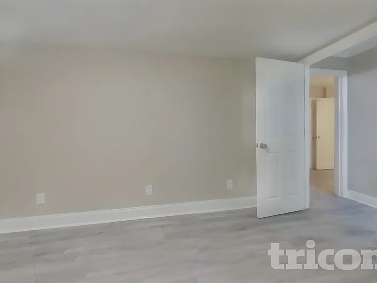 726 Jamie Way NE — Photo 16