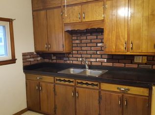 1153 E 168th St, Cleveland, OH