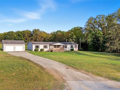 464 Cave Hill Rd, Little Hocking, OH, 45742
