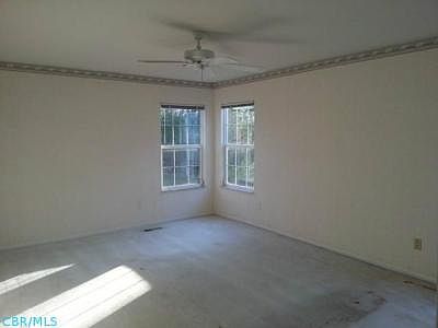 5th image of 445 Buckstone Pl