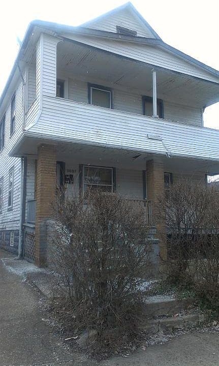 1st image of 3809 E 142nd St
