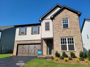 215 Foxhill Dr, Dawsonville, GA 30534