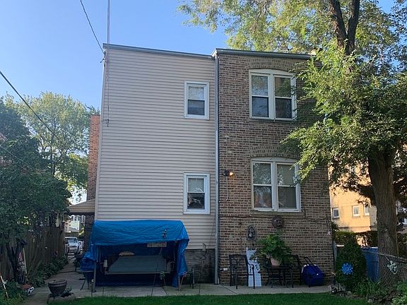 3rd image of 4902 W Cornelia Ave