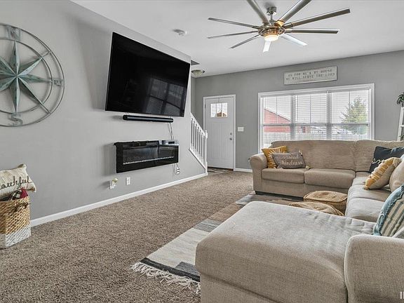 4th image of 4737 Peregrine Dr