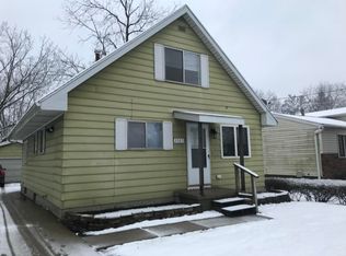 3521 Pleasant Grove Rd, Lansing, MI 48910