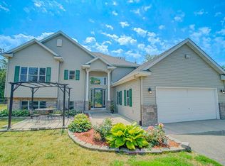 12871 295th St, Chisago City, MN 55013