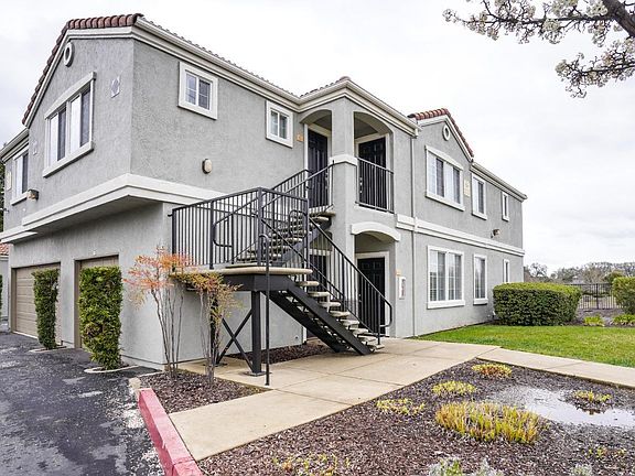 2nd image of 885 Halidon Way APT 1514