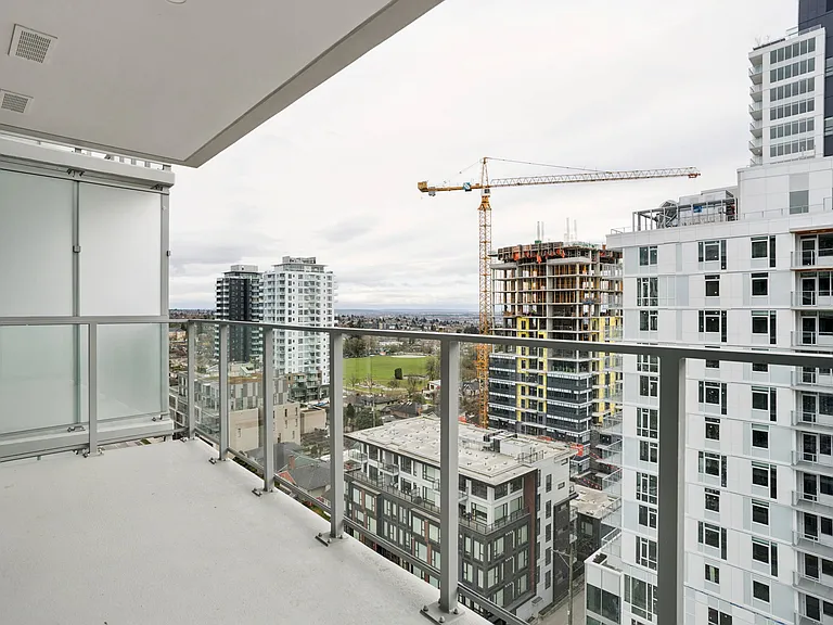 5670 Cambie St — Photo 29