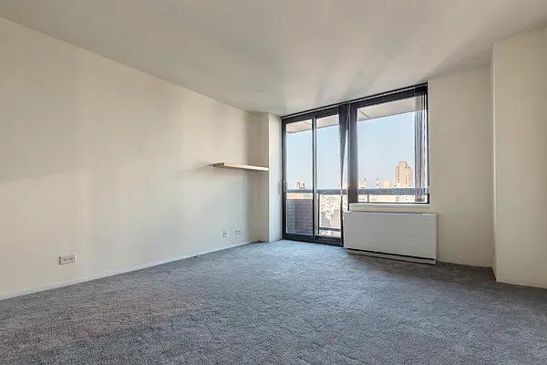 Rented by Evans Real Estate | media 15