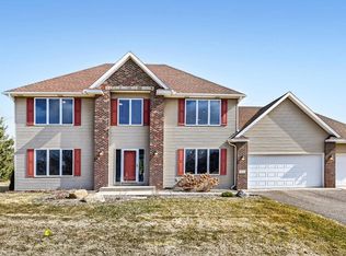 2823 Lisbon Ave N, Lake Elmo, MN 55042