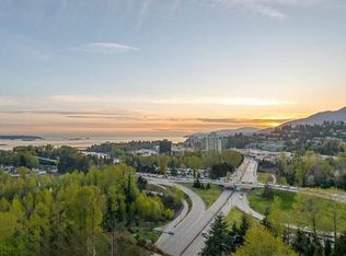 200 Klahanie Ct #2207, West Vancouver, BC V7P3P5