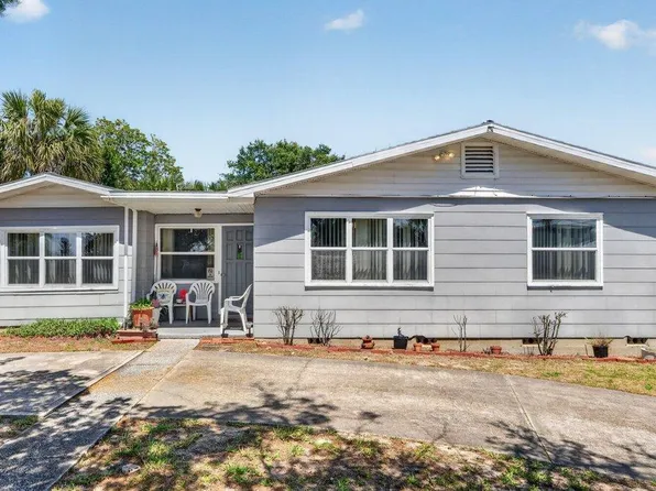 2237 S Halifax Dr, Daytona Beach, FL 32118