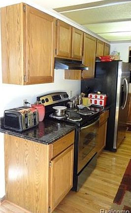2nd image of 29601 White Oak Dr