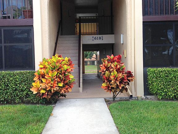 2nd image of 618 Sea Pine Way APT H2
