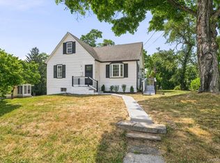 3 Pond Road, Walden, NY 12586