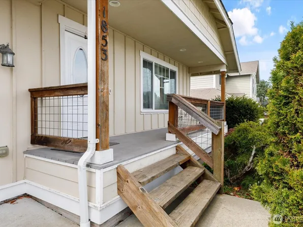 1853 SW Olive St., Oak Harbor, WA 98277