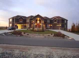8755 E 130th Ave, Thornton, CO 80602