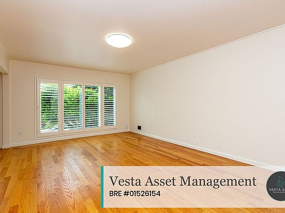 4th image of 1652-1654 Greenwich St #1652