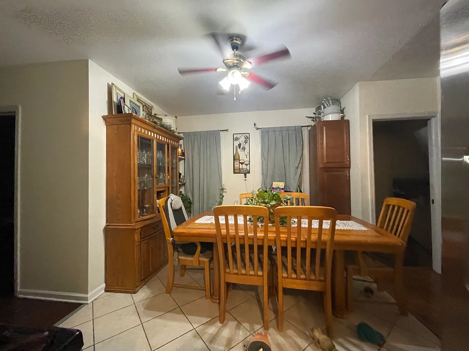 2 bed, 1000 sqft, $2,600 — Photo 2