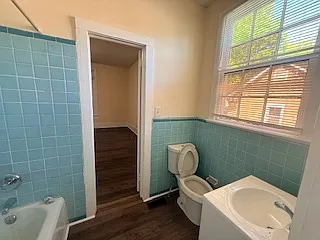 614 W Solomon St — Photo 6