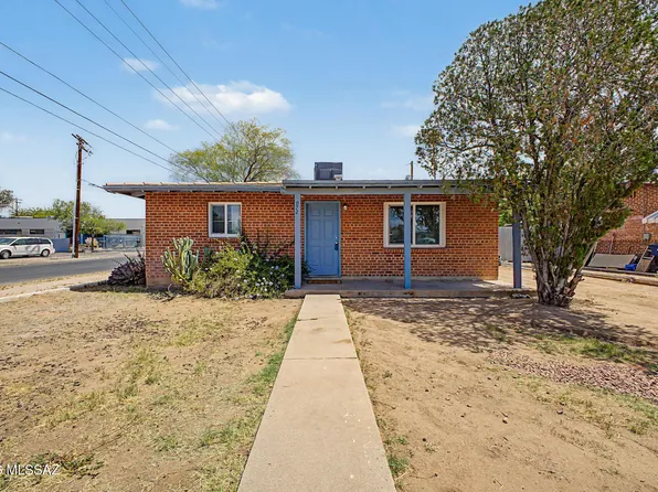 972 N Chrysler Dr, Tucson, AZ 85716
