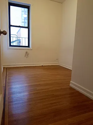 Rented by Compass | media 33