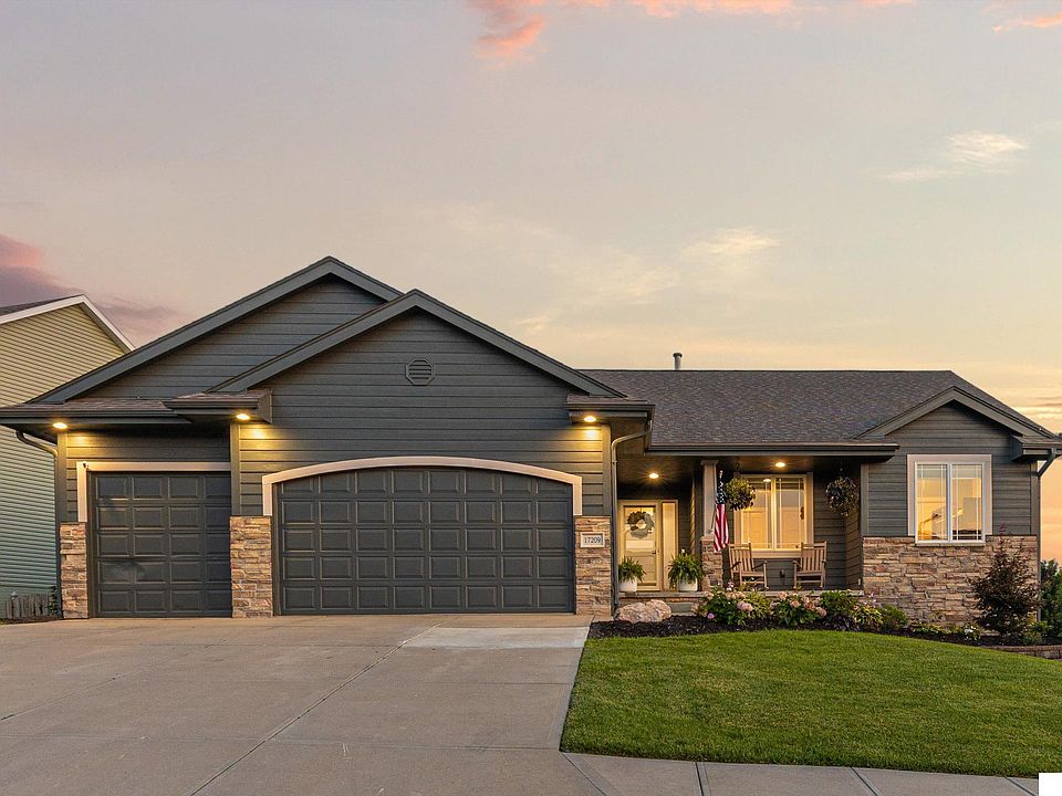 1st image of 17209 Jessica Ln