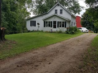 211 4th Ave, Clayton, WI 54004