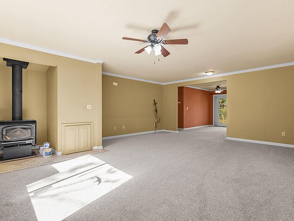 3rd image of 11828 Atkins Rd