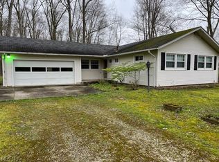 3281 Spring Valley Rd, Akron, OH 44333