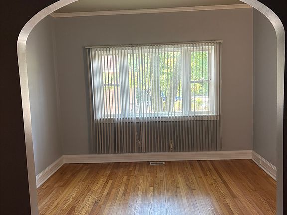 2nd image of 1727 N Fairfield Ave #1