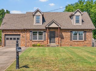 1112 Tobacco Rd, Clarksville, TN 37042