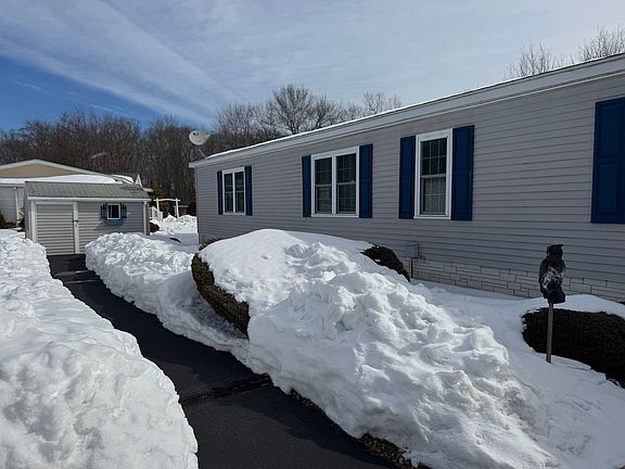 4th image of 20 Woodridge Rd