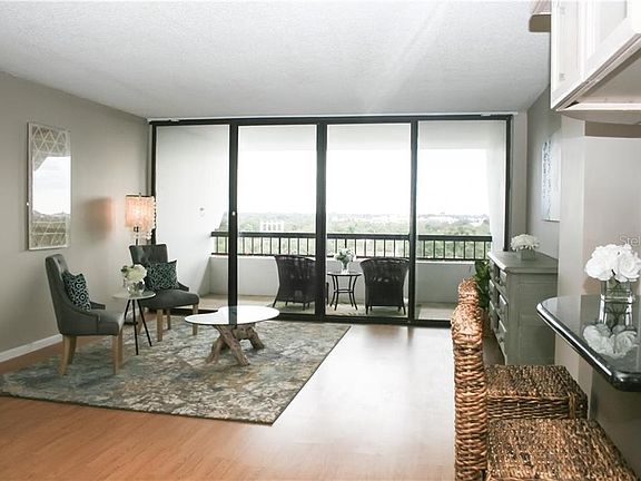 3rd image of 30 Turner St APT 901