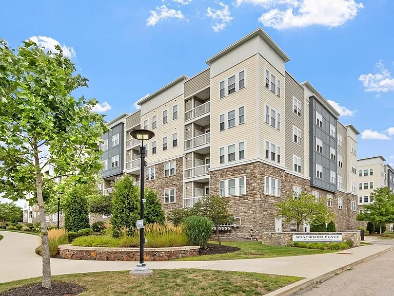 120 University Ave #2307 — Photo 4