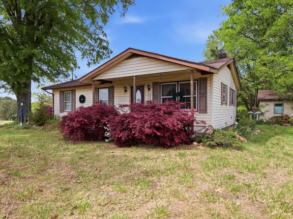 384 Lynch Rd, Selma, NC 27576