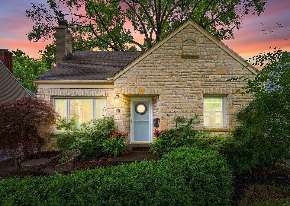 1st image of 227 Deland Ave