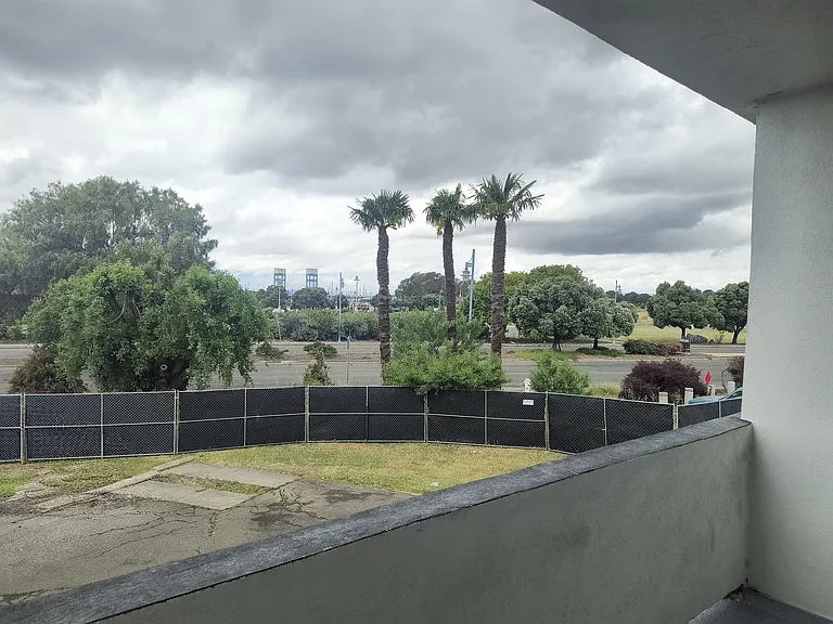 690 Mare Island Way — Photo 10