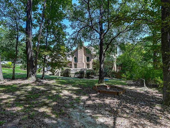 4th image of 521 Harbour Place Ct