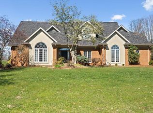 1320 Cobblestone Rd, Jasper, IN 47546