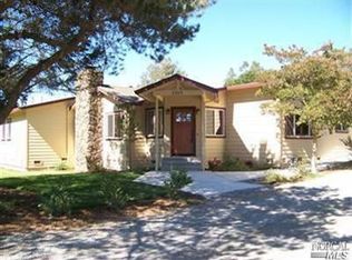 2308 Magnolia Ave #1, Petaluma, CA 94952