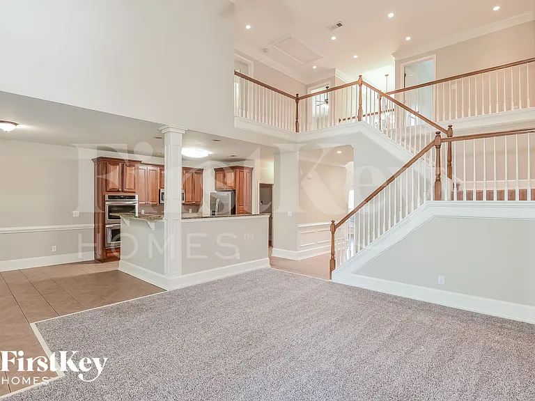 164 Grandiflora Dr — Photo 3