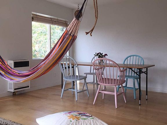 Interconnected living room / dining area