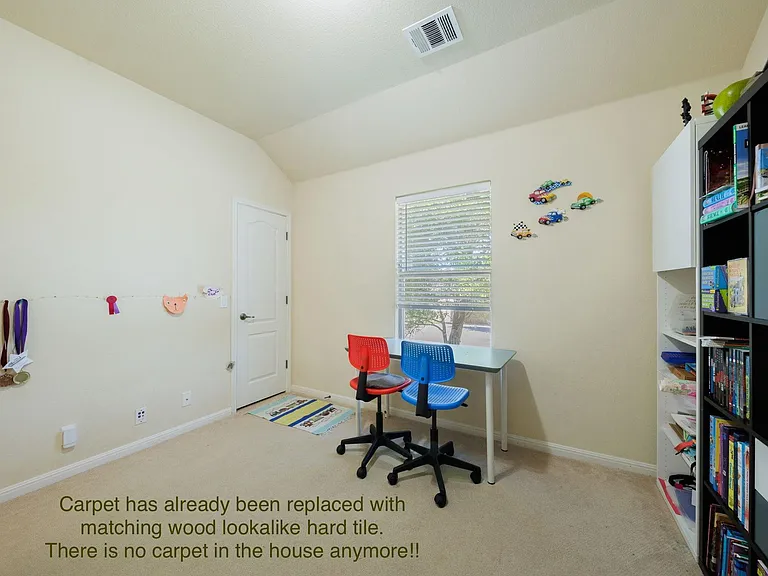 231 Saint Richie Ln — Photo 21