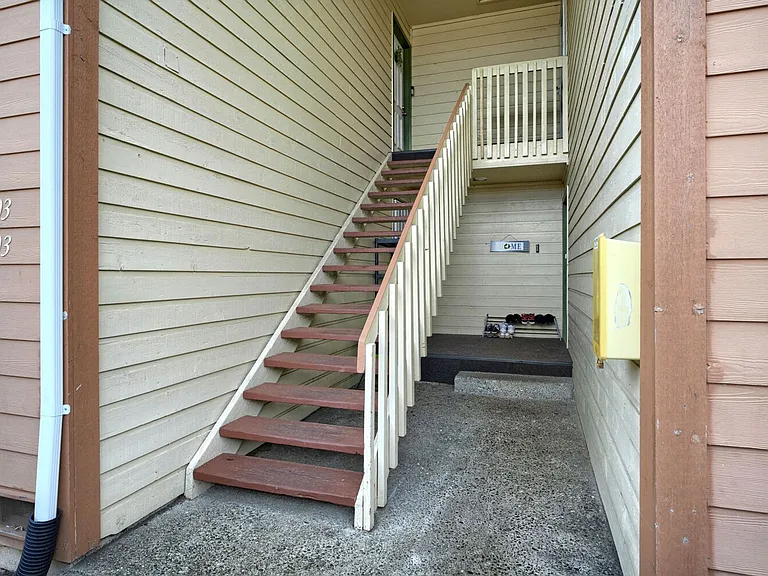 23613 112th Ave SE #J103 — Photo 3